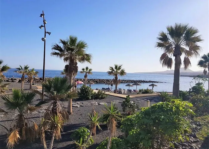 Bright Spacious Apartment, 2 Min Walk From Appartement Candelaria