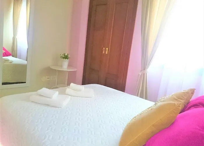 Appartement Bright Spacious Apartment, 2 Min Walk From *