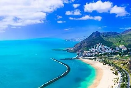 شقة Bright Spacious Apartment, 2 Min Walk From